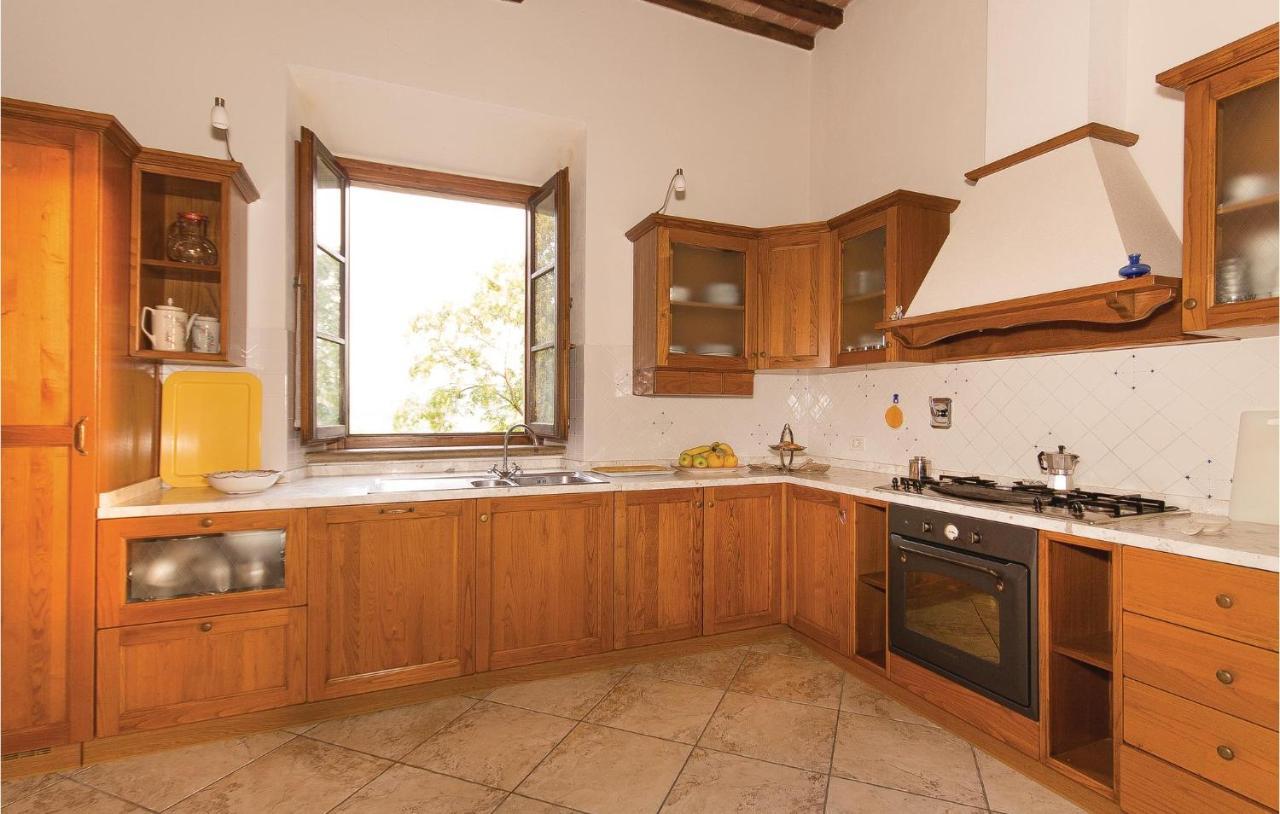 Corneto 5 Apartment Pomarance Bagian luar foto
